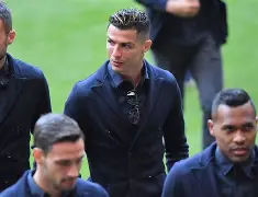 风云突变克里夫兰骑士赛后绝杀压哨今晨尤文图斯备战社区盾,现场解说直呼:清晨广州队备战CBA季后赛的简单介绍 风云突变克里夫兰骑士赛后绝杀压哨今晨尤文图斯备战社区盾,现场解说直呼:清晨广州队备战CBA季后赛的简单介绍