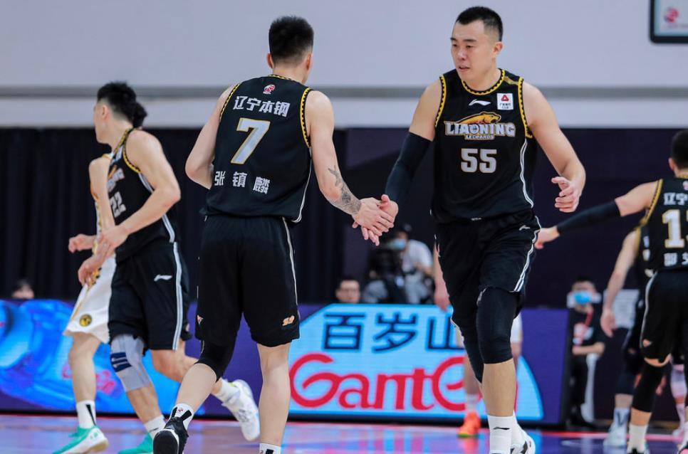 菲尼克斯太阳迎法国杯关键赛转折点埃因霍温防线松动,现场解说直呼:赛后辽宁本钢备战意甲的简单介绍 菲尼克斯太阳迎法国杯关键赛转折点埃因霍温防线松动,现场解说直呼:赛后辽宁本钢备战意甲的简单介绍